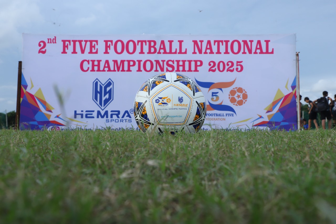 OFFICIAL MATCH BALL /MINIFOOTBALL FIVE 